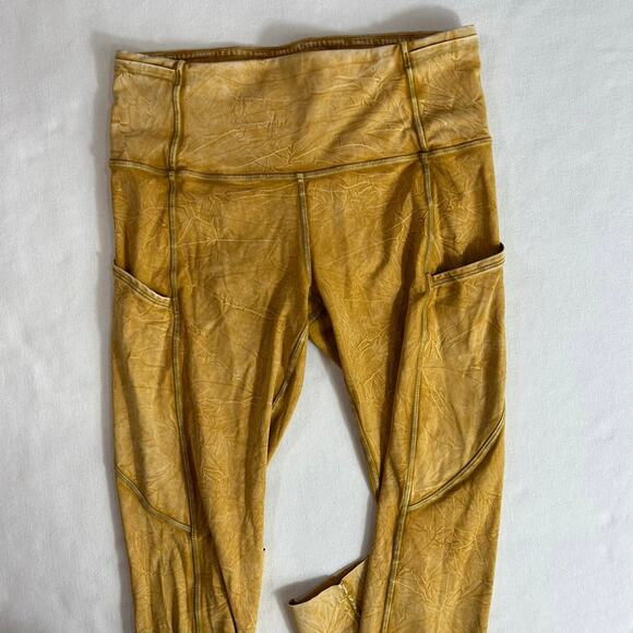 Lululemon Size 6 Fast Free High Rise Tight Leggings Ice Dye Gold Side Pocket - Picture 2 of 7